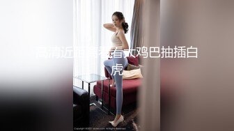 好大胆！健体俊男在公厕全裸撸