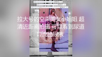 马尾美眉吃鸡啪啪 小哥哥真会玩 开门不见人 洞里伸出个大鸡吧诱惑妹妹 弄的小穴痒痒 被无套输出 口爆