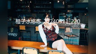  女神极品女友，颜值界的扛把子，先爬下给细腻交，无套后入，换了好多姿势，最后撸射在阴毛上真爽