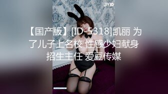 游乐场女厕全景偷拍几个撅着屁股嘘嘘的高颜值美女6 (4)