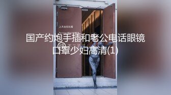 可爱腹肌小哥在宿舍打枪,撸射无毛屌