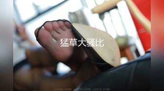 两人在户外吃鸡吧被痞子学生发现,带回家与朋友一起享受男人的服务 中集