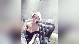 爆乳黑丝高跟露脸两个骚逼跟大哥激情4P，撅着屁股舔鸡巴让大哥揉奶抠逼，轮草两女互动撩骚，淫声荡语不断